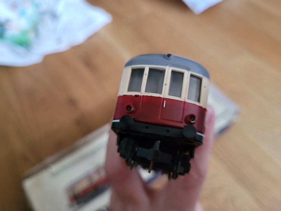 Jednostka samobieżna Piko Br195