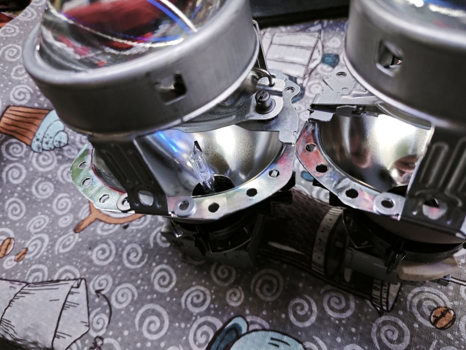 Лінзи bmw m5 e60 e61