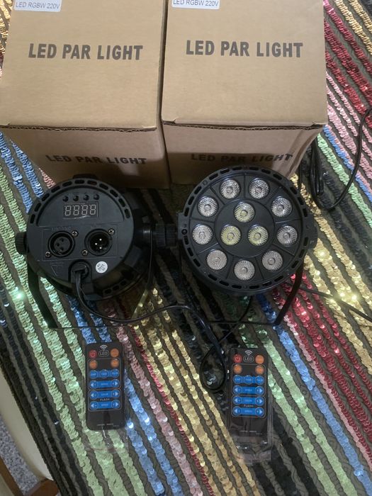 Par led 12x3w novos em caixa