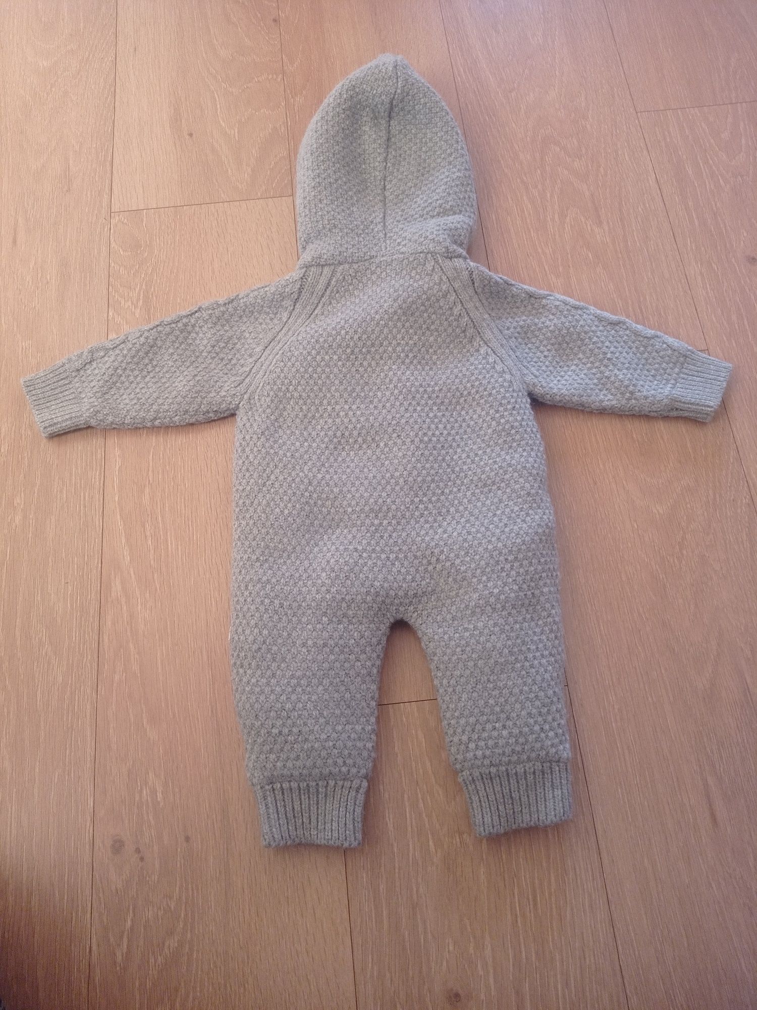 Kombinezon swetrowy niemowlęcy Caramell 62-68cm kolor szary