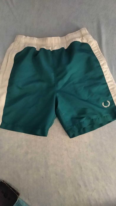 Kurtki, koszulki, spodenki, getry, buty piłkarskie