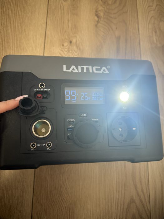 Зарядна станція Laitica LA-600W