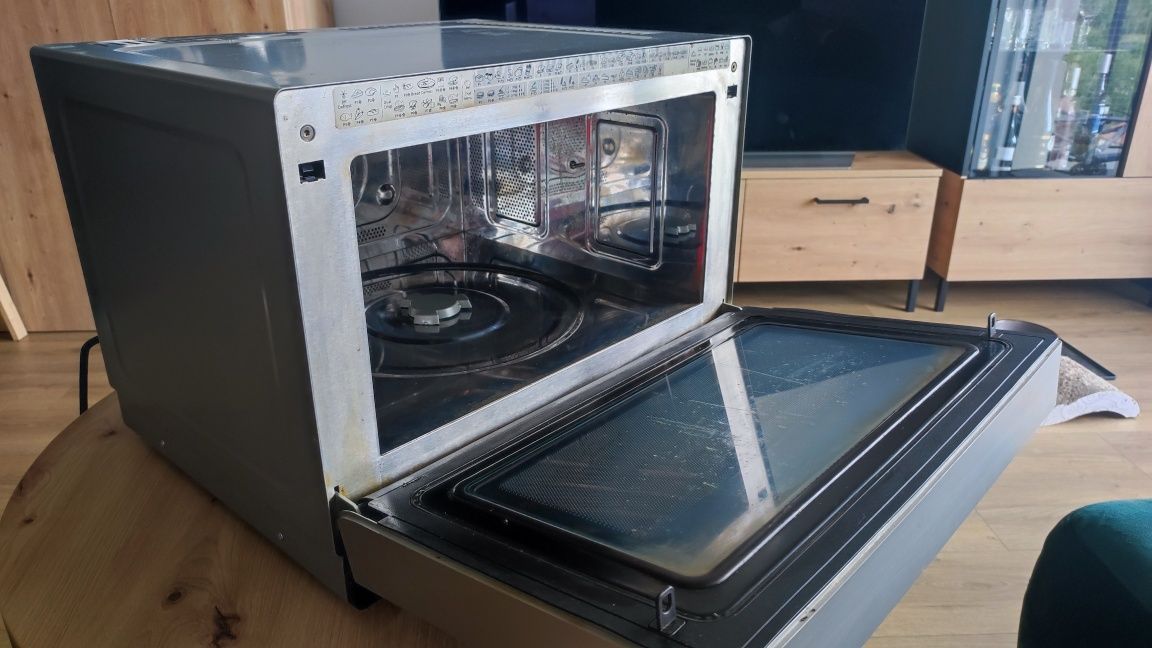 Mikrofala z piekarnikiem Whirlpool SUPREMECHEF MWP 339 SB