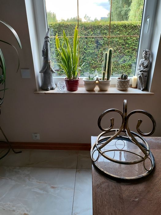 Stojak do kwiatów metalowy wys.25 cm