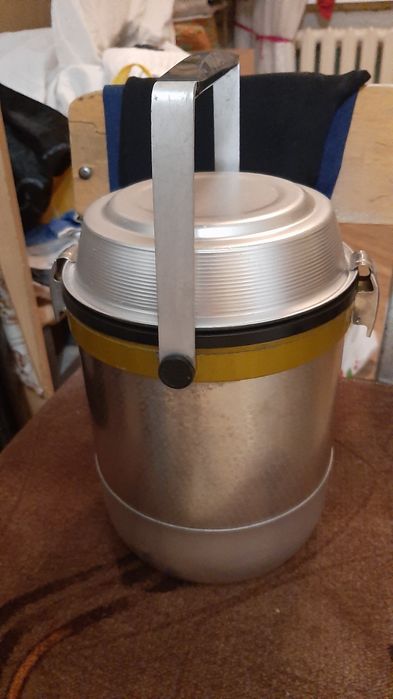 Новый термос с нержавейки на 4 литра советского производства.