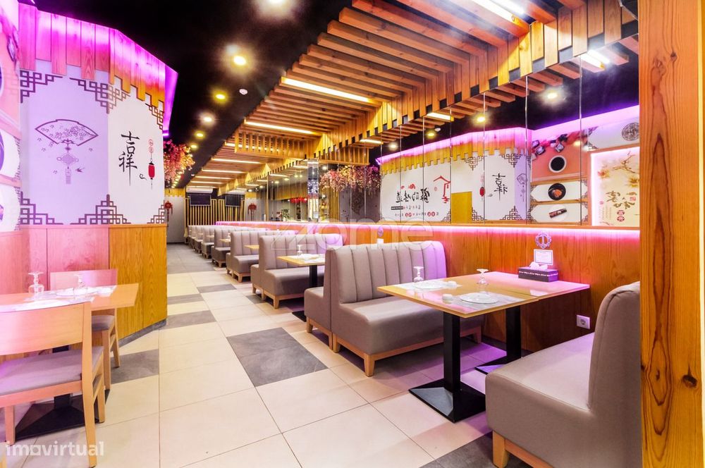 Trespasse de restaurante renovado e totalmente equipado - Porto