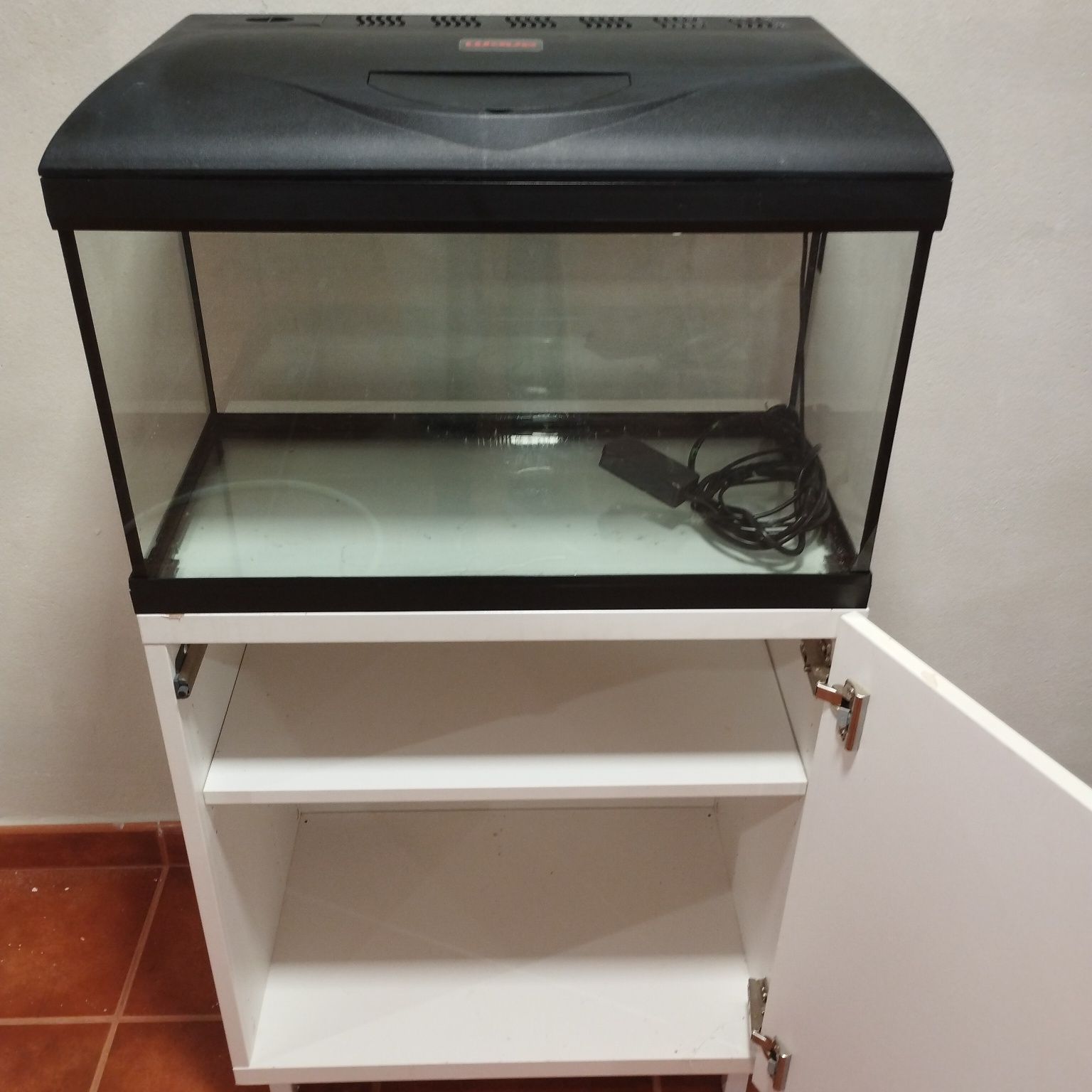 Aquário 60L + movel