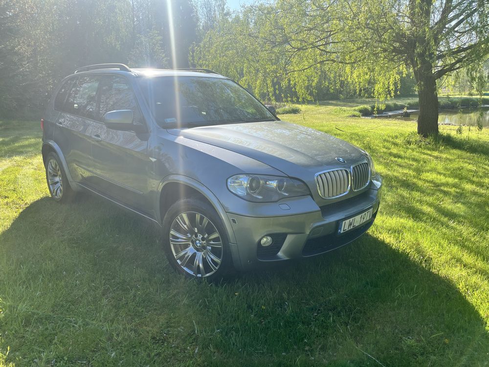 BMW X5 e70 3.0XD 7 osobowy m pakiet