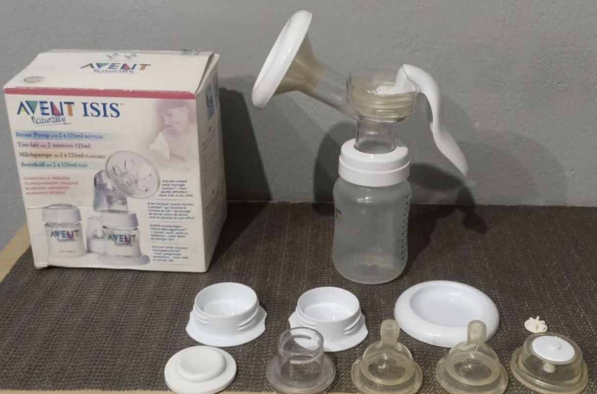 Smoczki , butelka i pozostałości