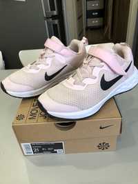 Продам кроссовки Nike 34 р