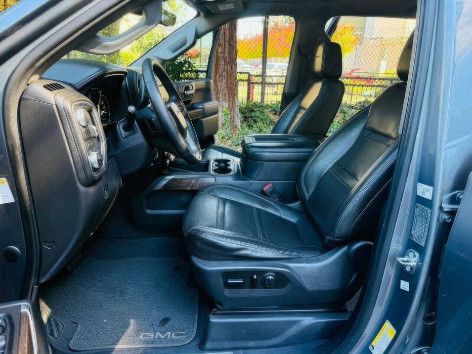 GMC Sierra 1500 Denali      2019