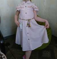 Нежное натуральное пудровое платье на девочку 6-7 лет