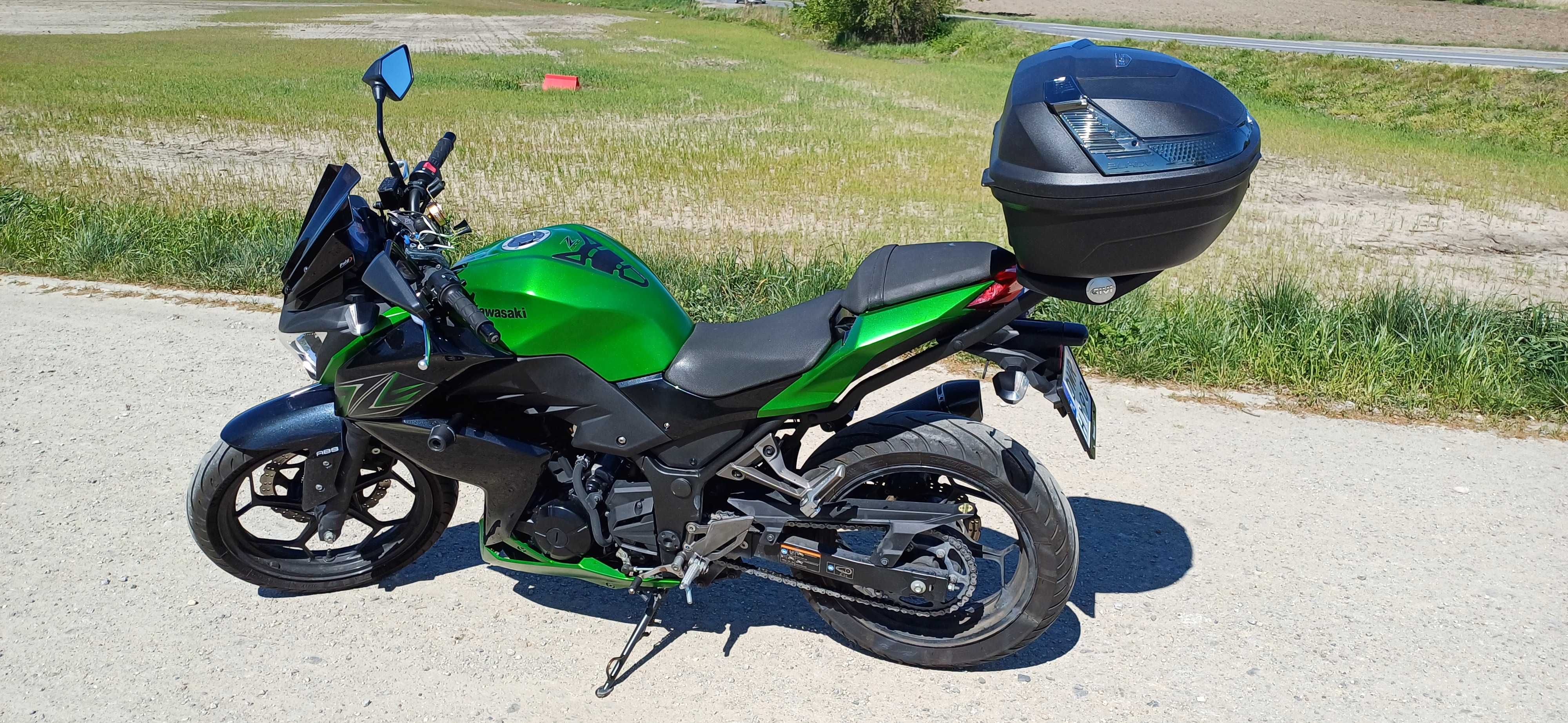 Kawasaki z300 z kufrem