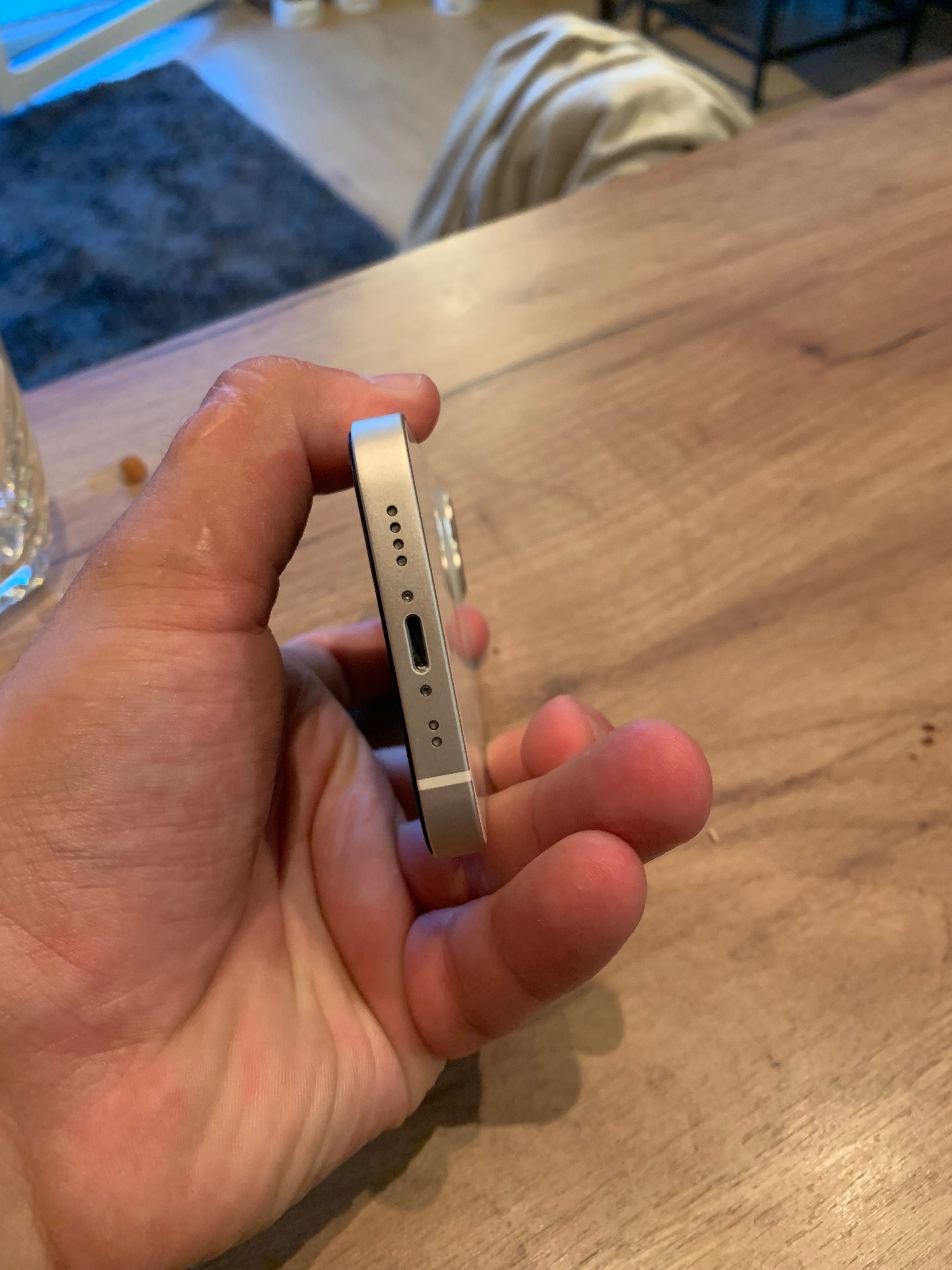 iPhone 13 mini. 128GB