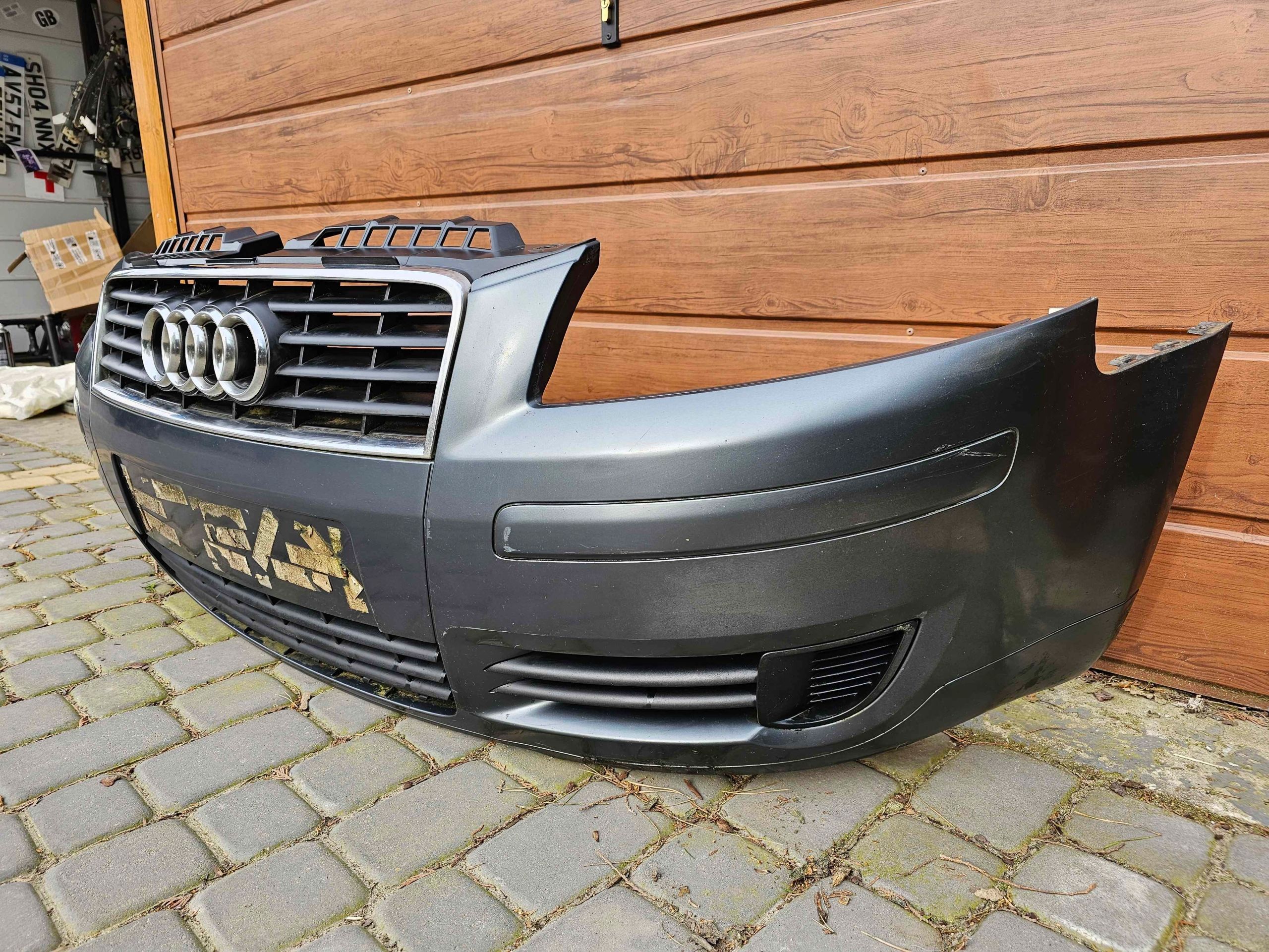 Audi a3/8p zderzak przedni przód mały grill