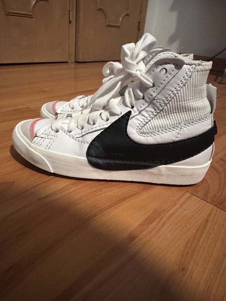 Ténis Bota Nike Blazer Mid