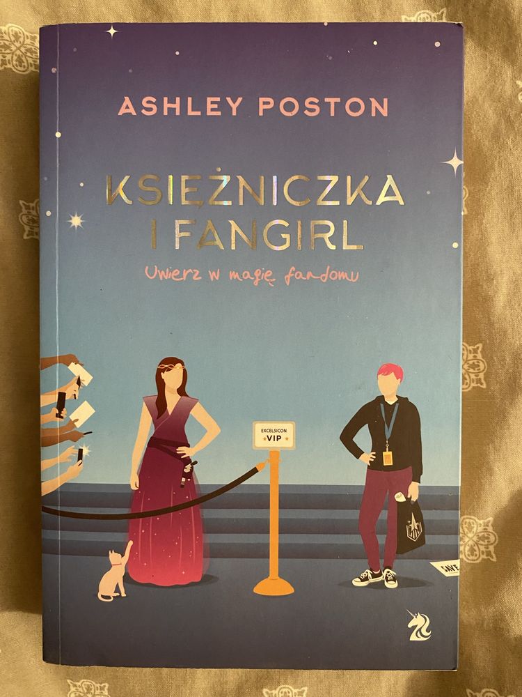 „Księżniczka i fangirl” Ashley Poston