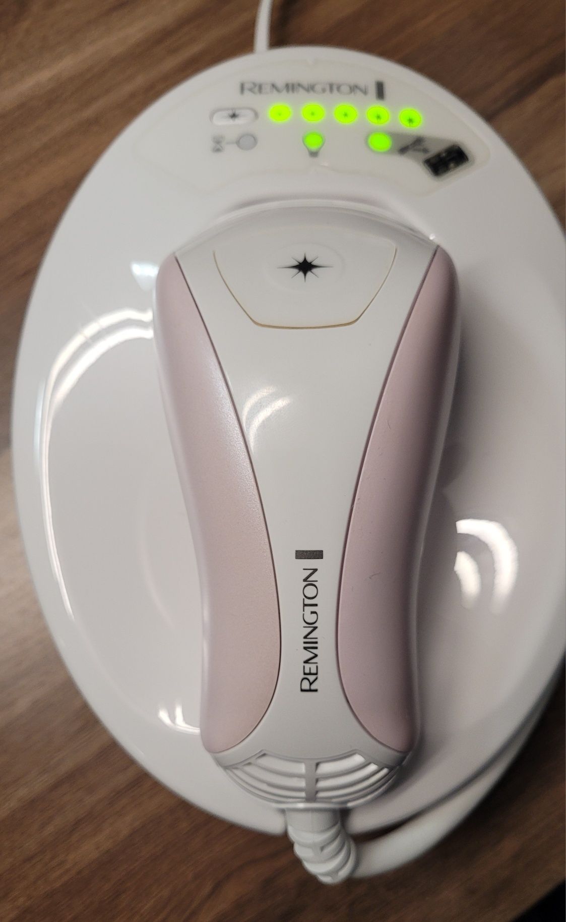 Depilator laserowy Remington IPL6750 i-Light Prestige