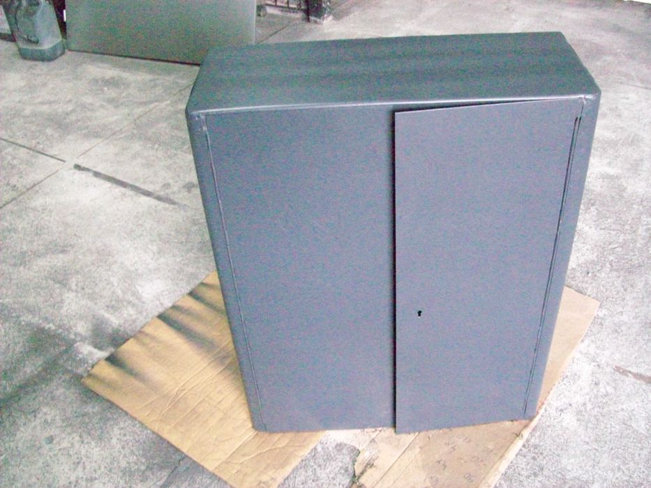 Szafka np. do garażu warsztatu narzędziowa