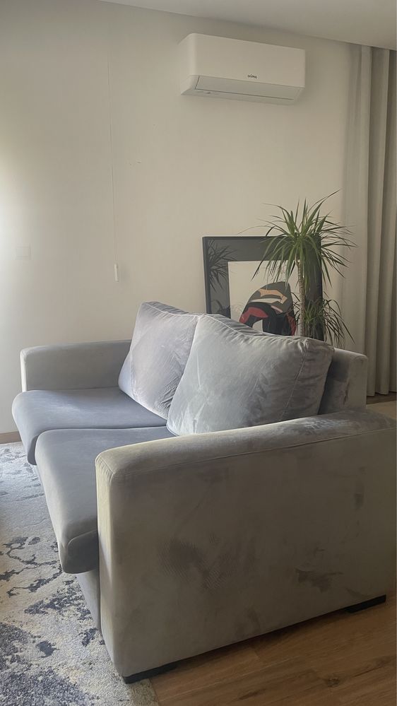 Sofa de tres lugares