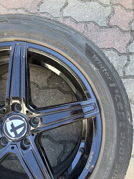 Koła zimowe Toyota RAV 4 5x114,3 ET45 235/55 18