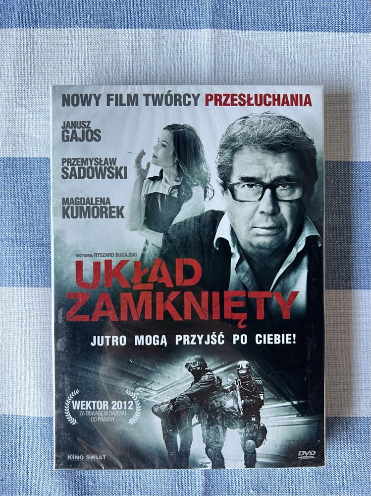 Układ zamknięty - nowe DVD zafoliowane