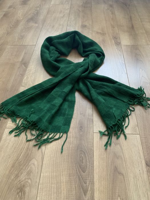 Шарфи жіночі різні