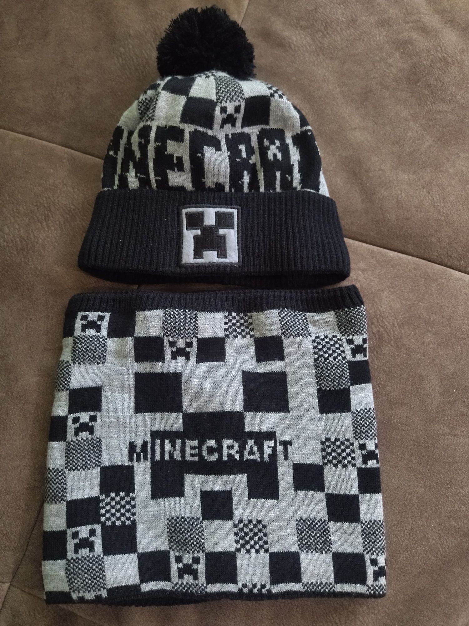 Шапка зимова з шарфом снудом Minecraft