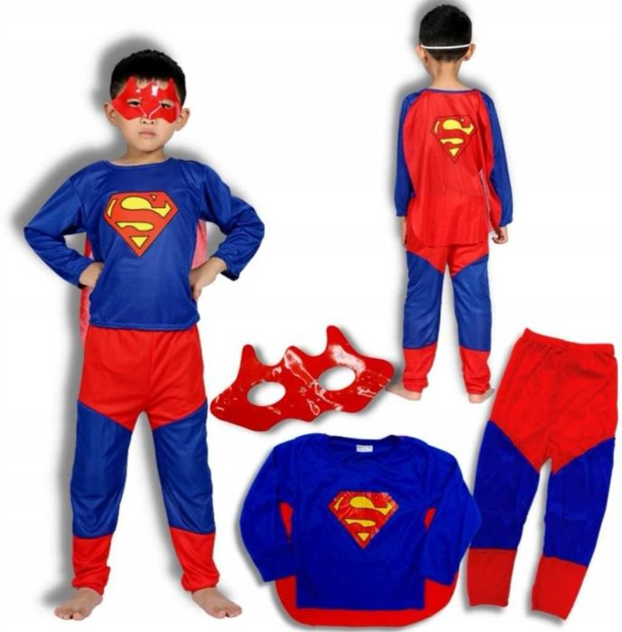 Śliczny strój karnawałowy superman