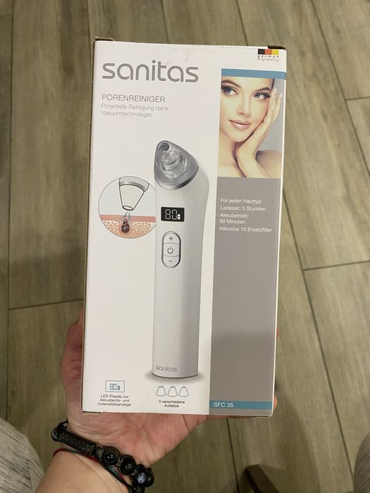 Аппарат для проф.чищення обличчя і виделення чорних крапок Sanitas
