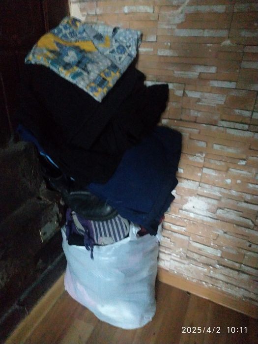 Речі жіночі 42-44 і 46 розмір