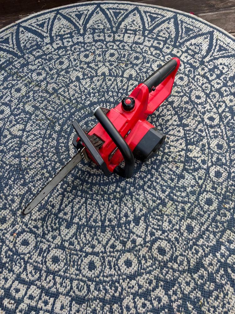 Piła łańcuchowa Einhell GE-LC 18 Li solo