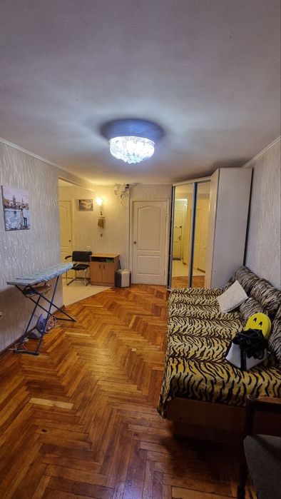 Продам 3х кімнатну квартиру на правому березі, вул. Рельєфна