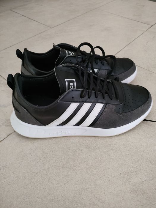 Tênis Adidas 42,5