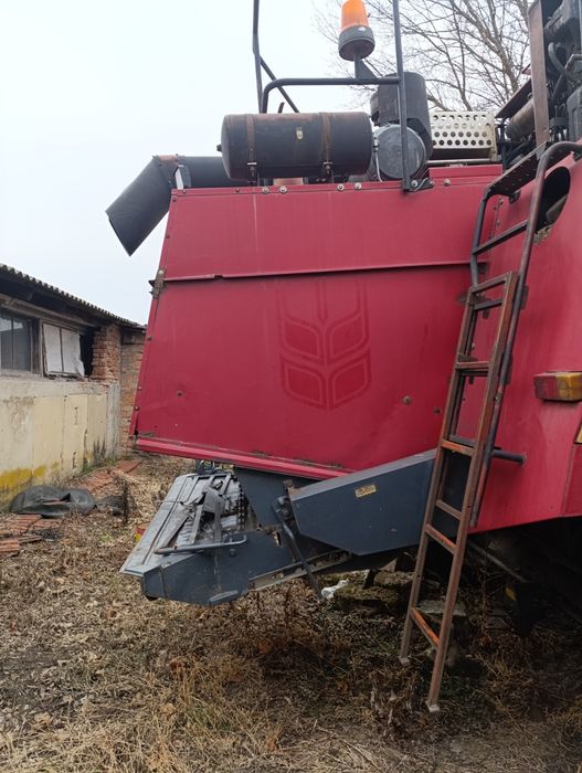 Продам комбайн полессє 1218