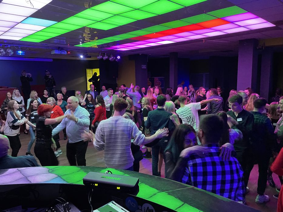 Dj Września - profesjonalna oprawa muzyczna