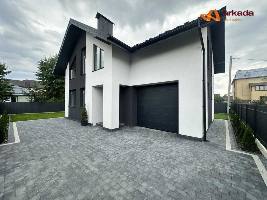 Продаж сучасного будинку з усіма комунікаціями