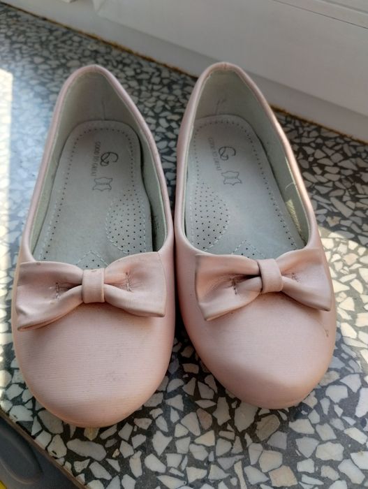 Pantofle buty r32