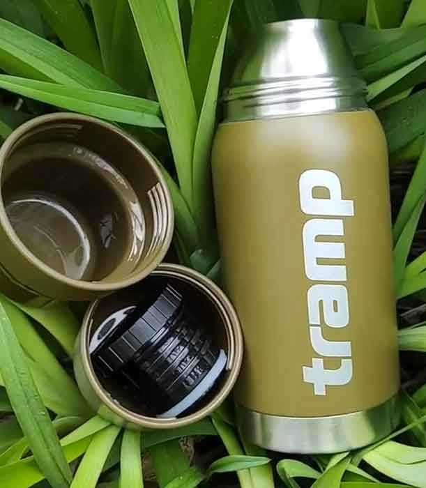 Термос 0,5 л из нержавейки для напитков термос Трамп UTRC-030-olive