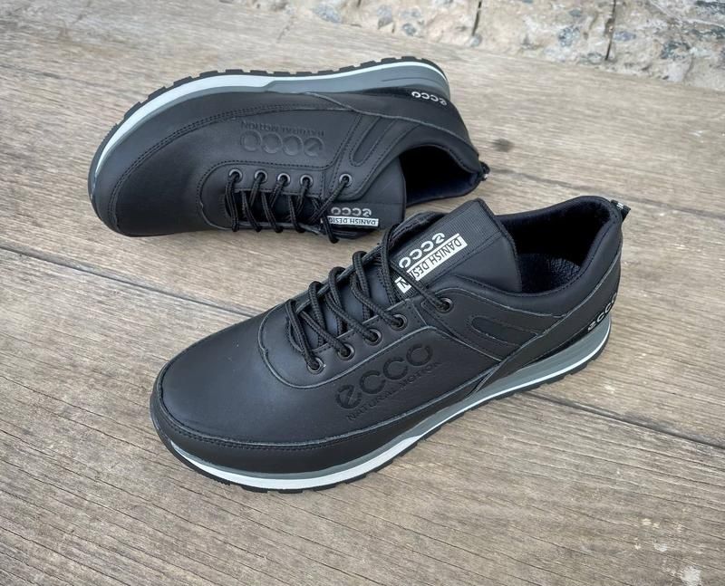 Кожаные кроссовки ЕККО 40-45 кожа
