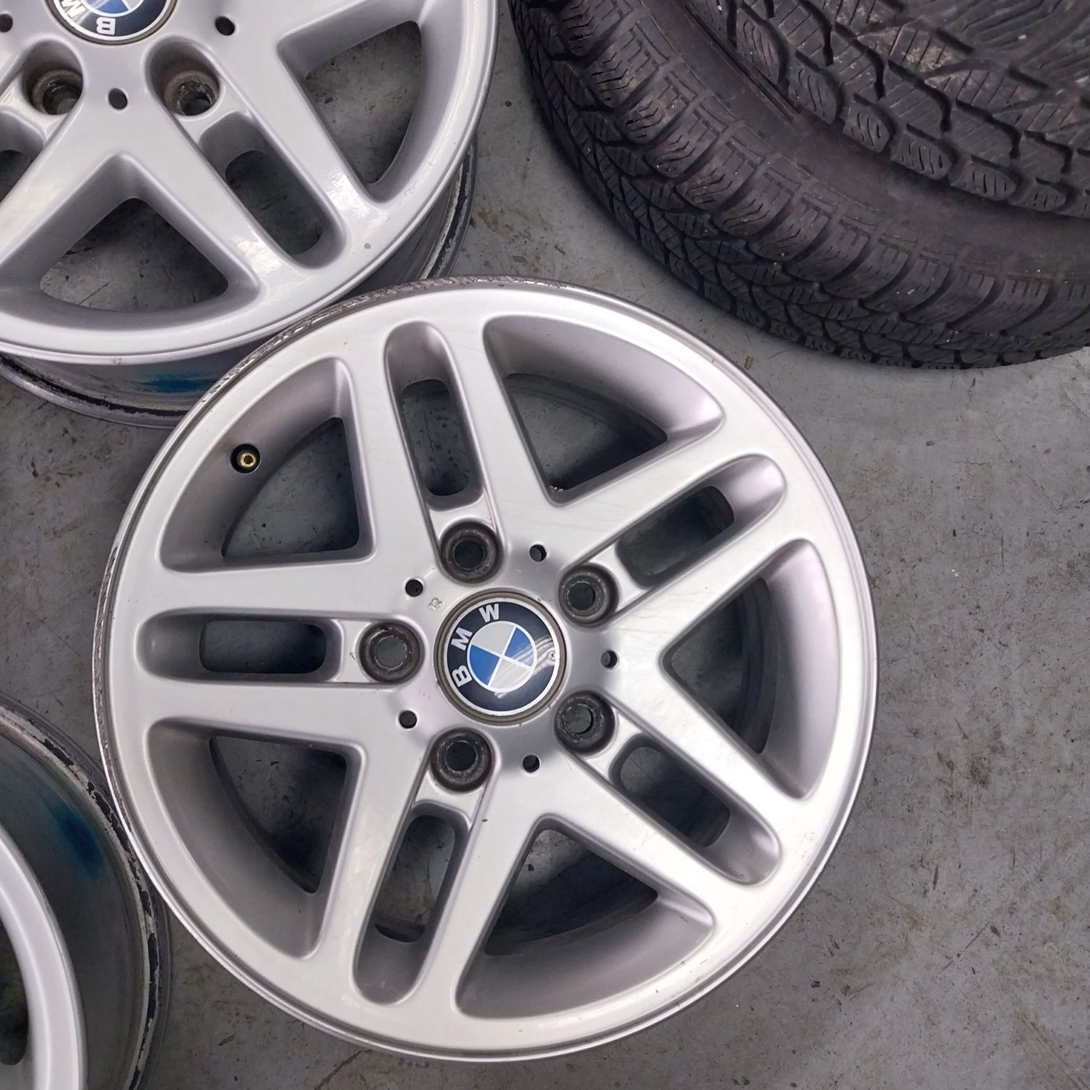 Oryginalne Felgi Aluminiowe BMW R15 5x120 7J ET47 Super Stan !