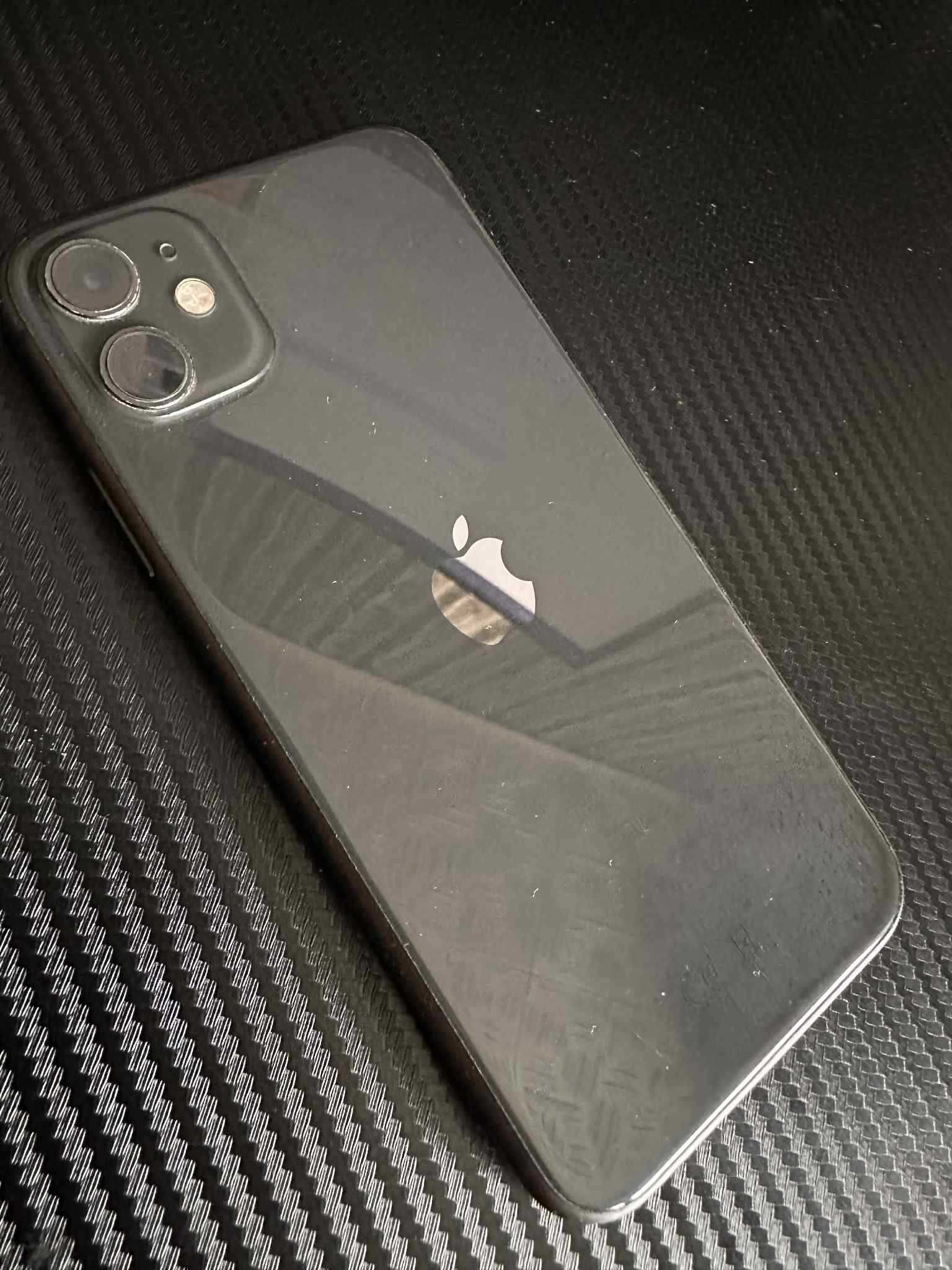 IPhone 11 stan db