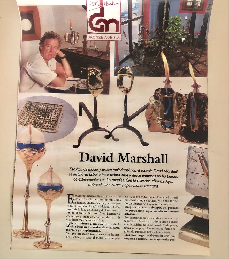 Candelabro tripé, David Marshall