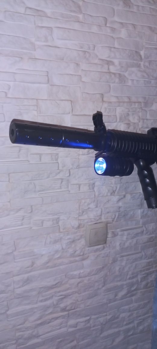 Игрушечный карабин M16A2