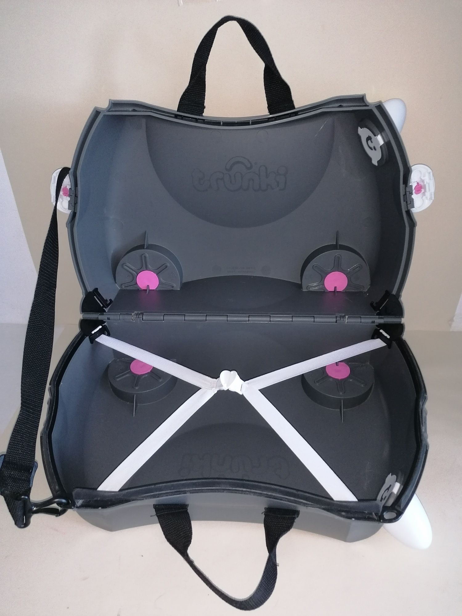 Trunki  Jeżdżąca Walizka Jeździk 3w1 Kotek Benny