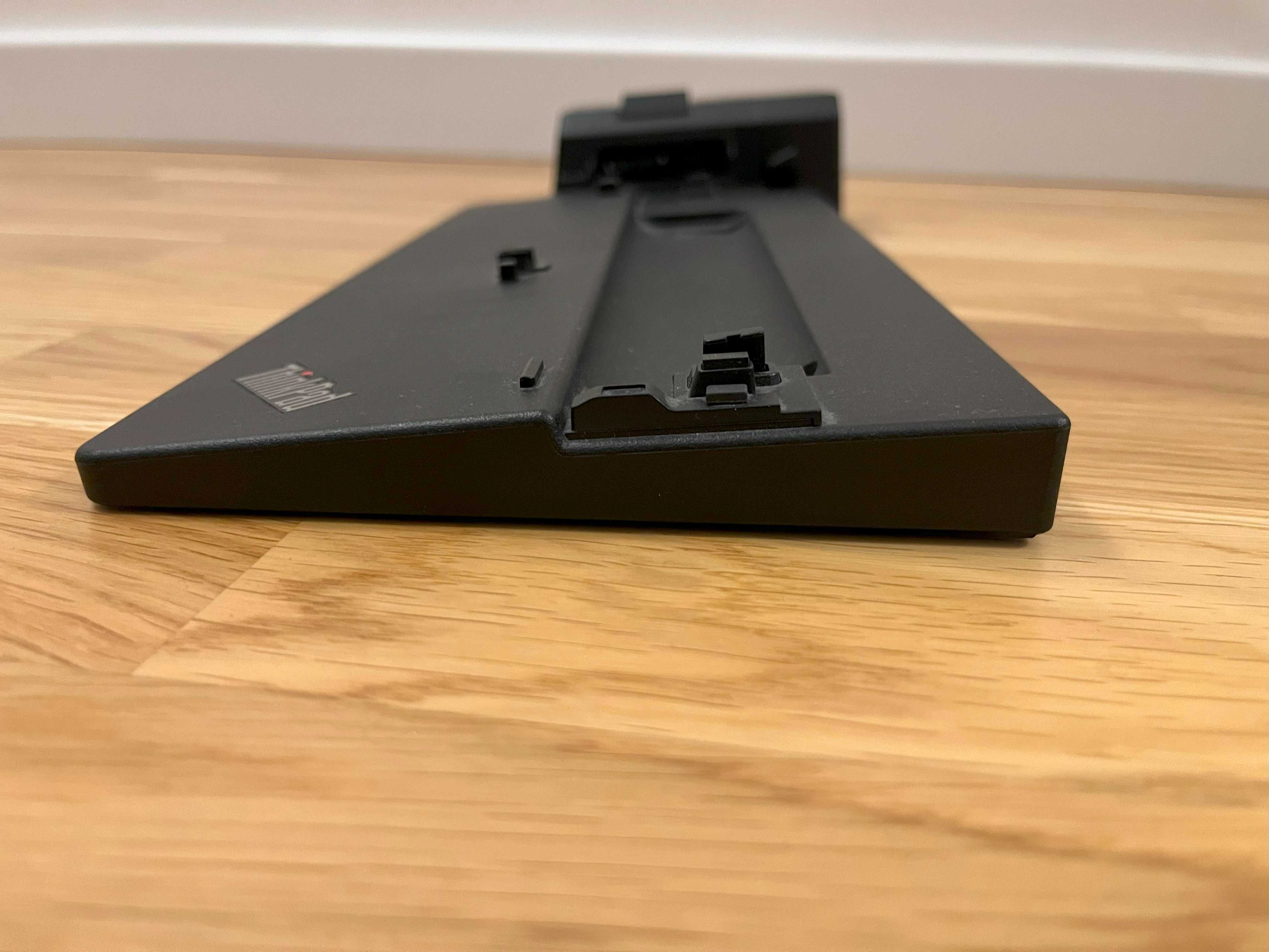 Stacja dokująca Lenovo 40AJ0135EU