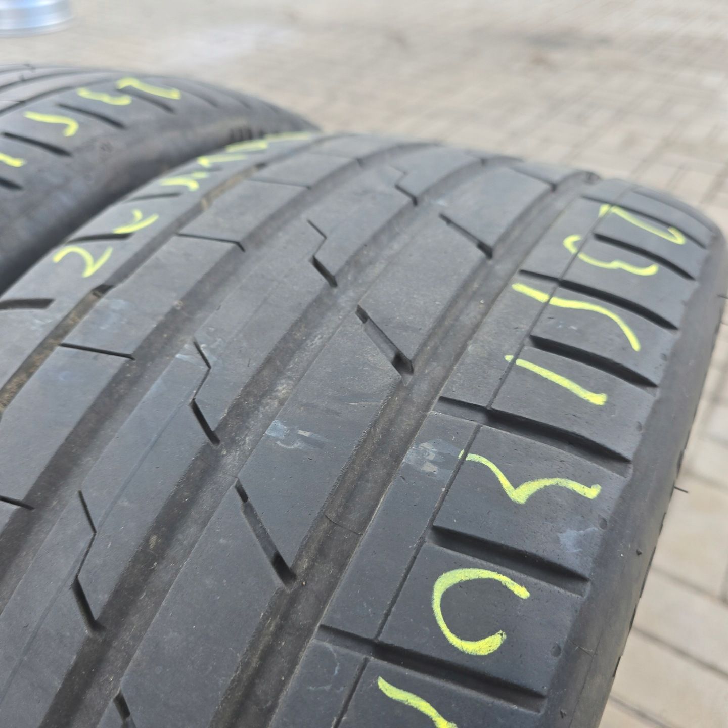 Hankook Ventus S1 Evo 3 235/40R19 20R 2X