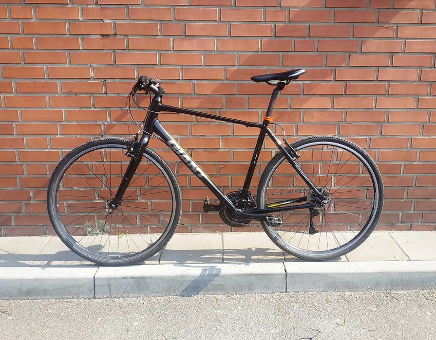 Rower Giant Escape 2  / 28' rama L /  Altus 9rz. miejski, fitness,