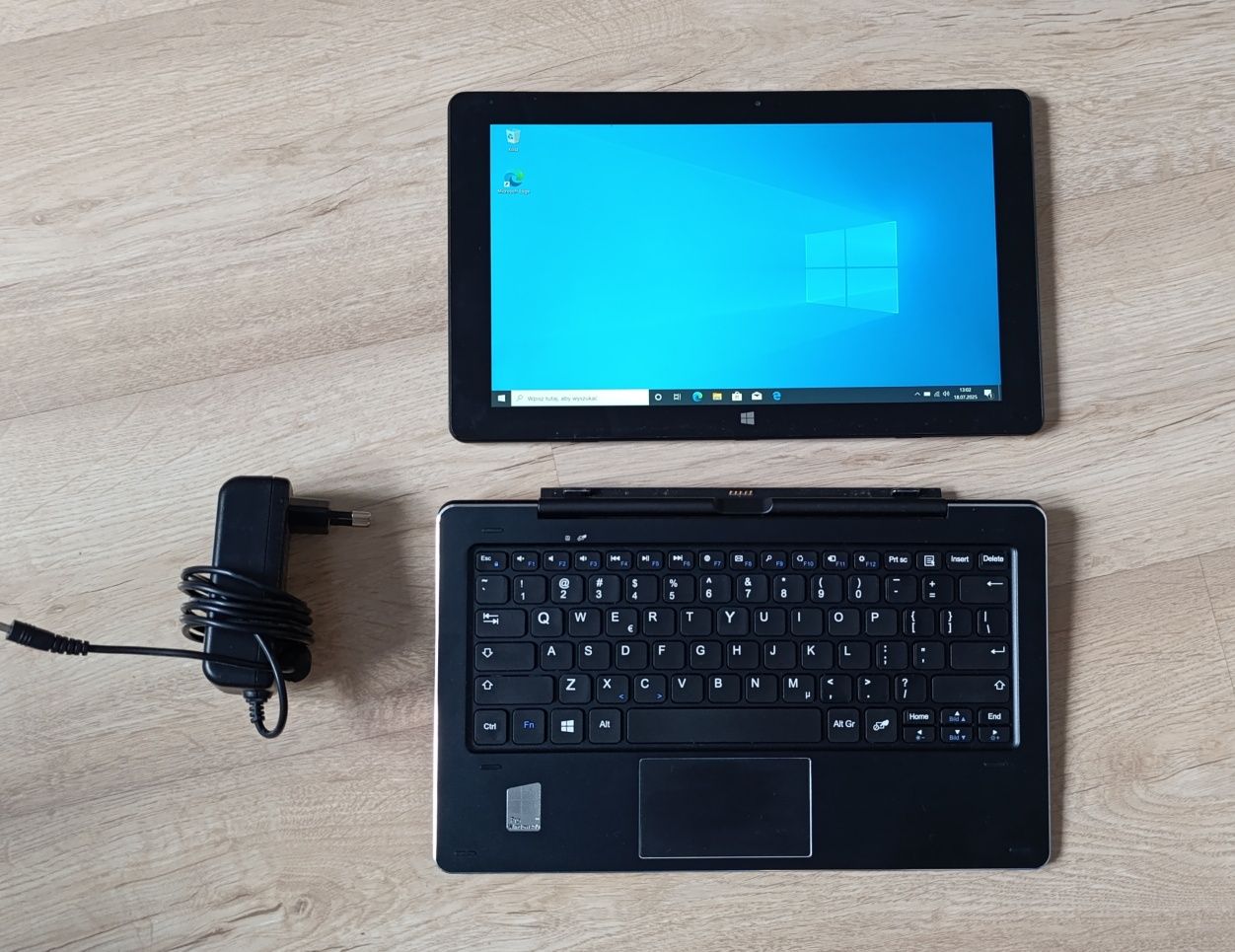 Laptop / Tablet dotykowy TrekStor SurfTab Duo W2