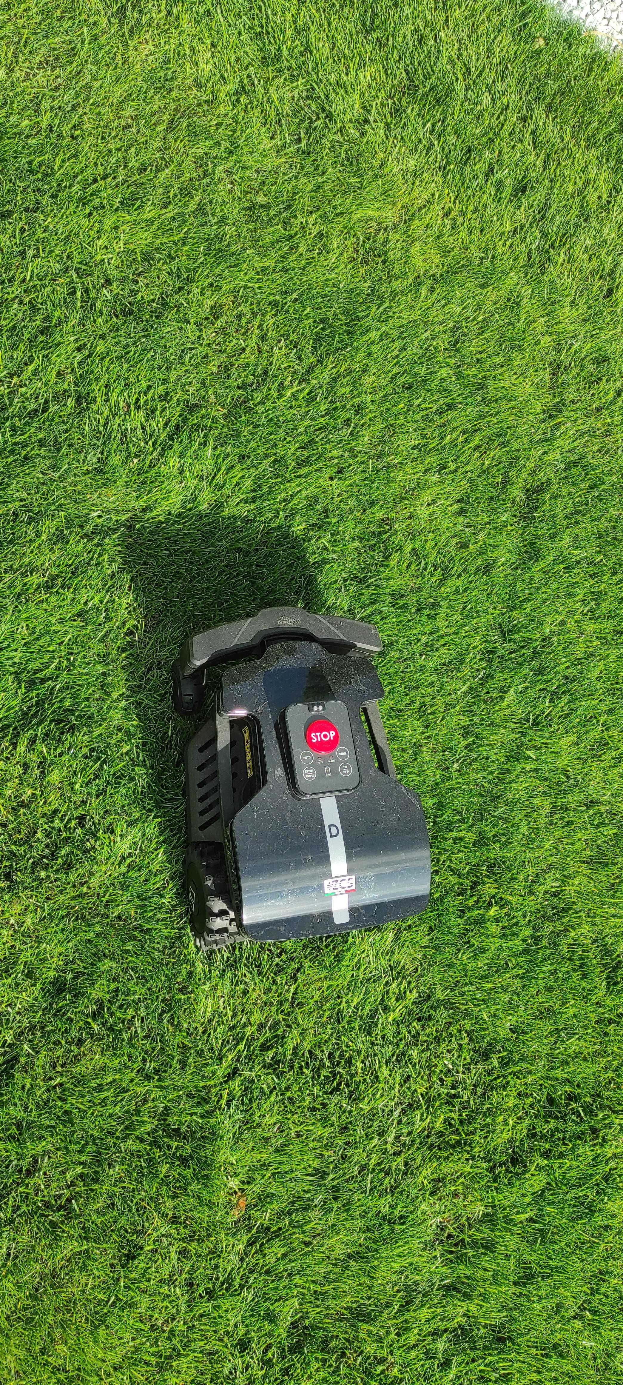Robot koszący Ambrogio L20 Deluxe do 700m2 kosiarka automatyczna